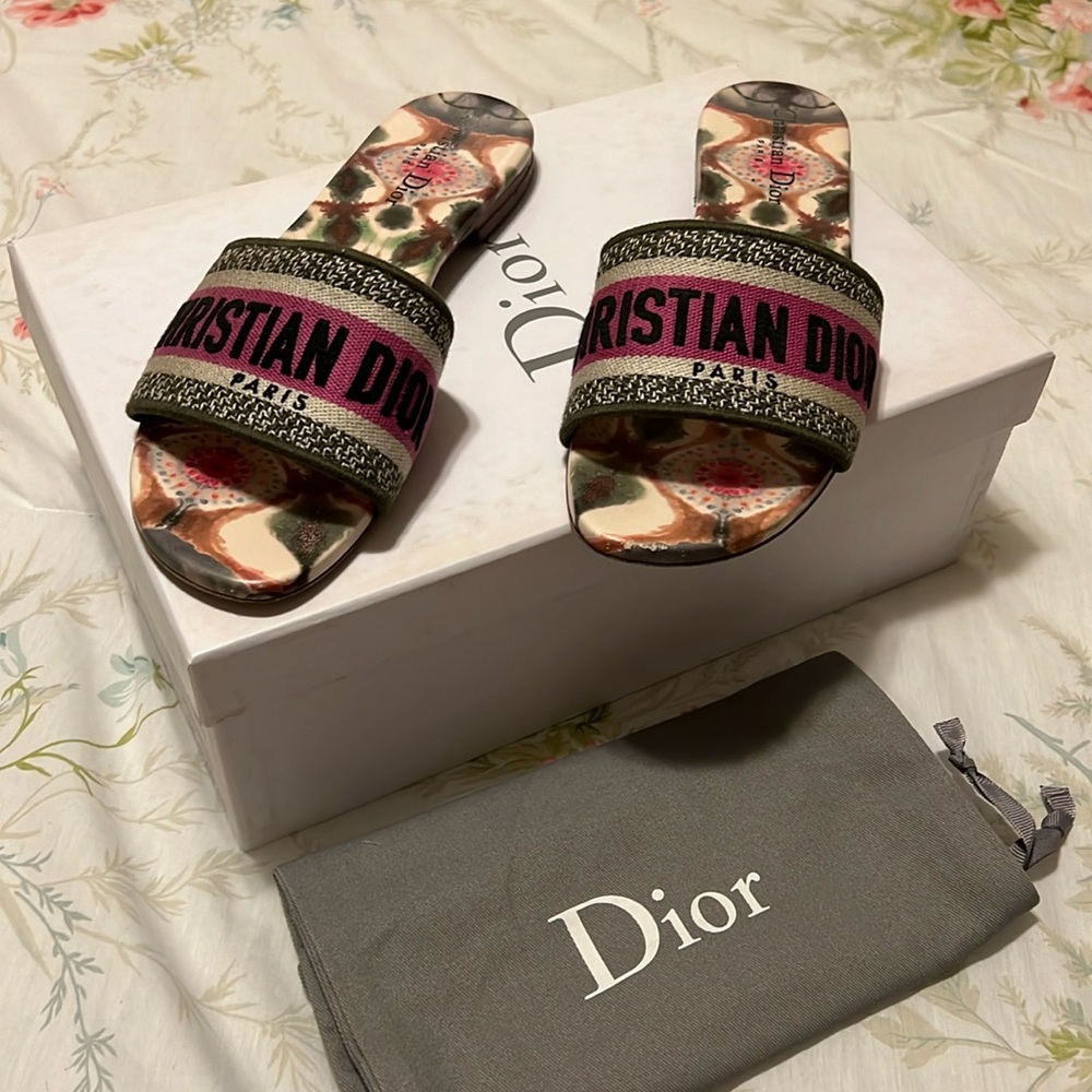 Christian Dior D way slides in cypress